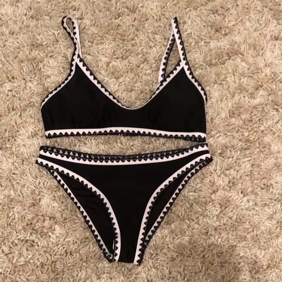 cupshe black and white crochet bikini